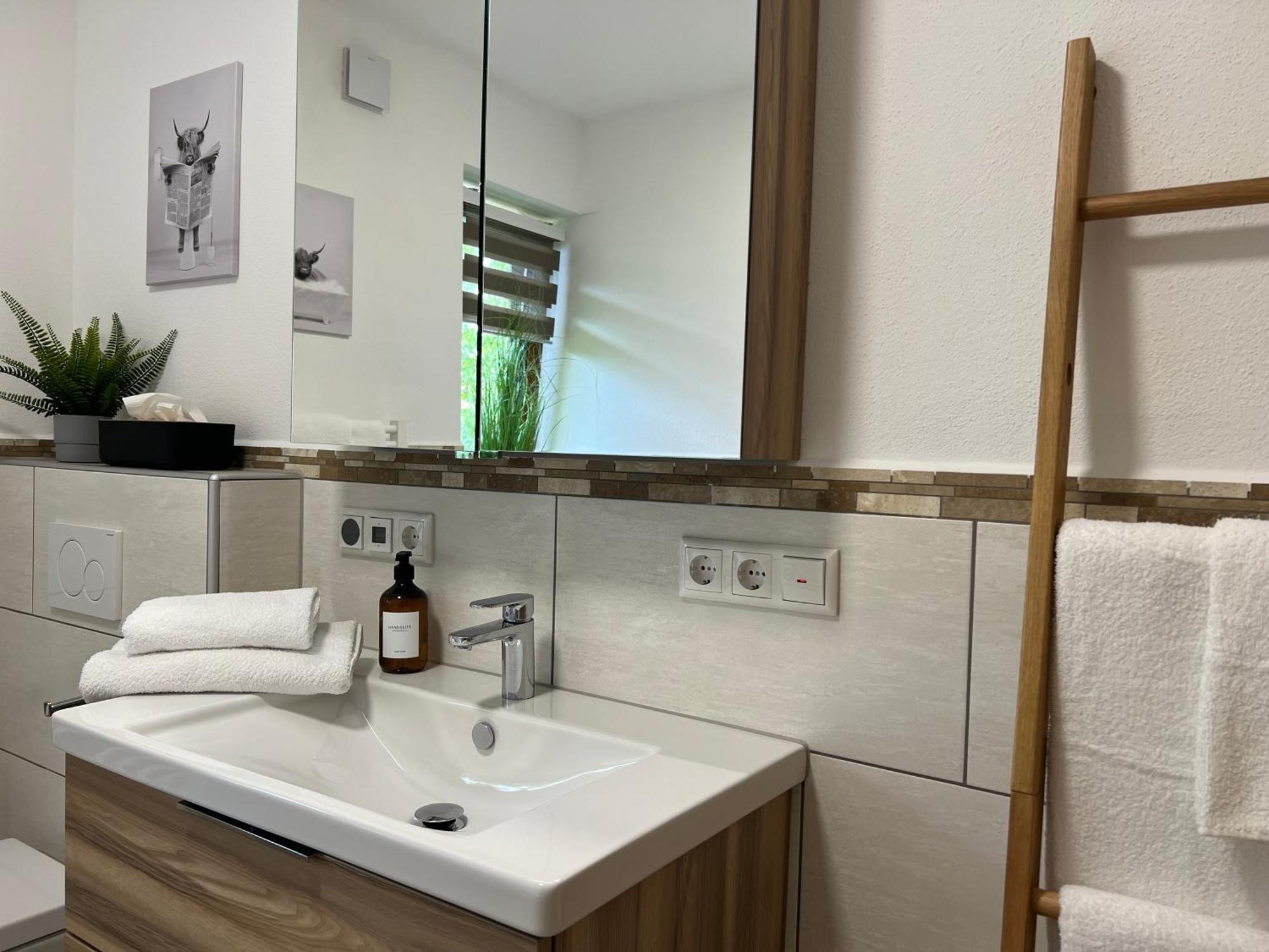 Apartment Am - Seeblick Bergblick Modern Neu *